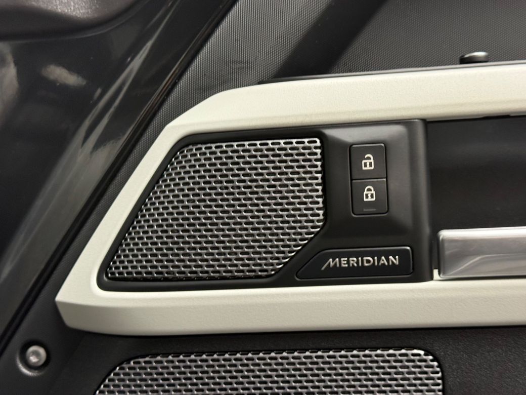 2022 Land Rover Defender