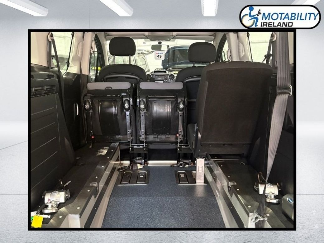 2016 Peugeot Partner Tepee