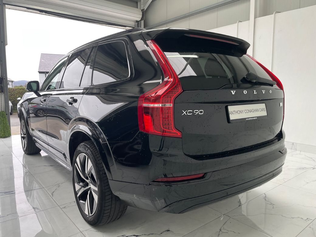 2022 Volvo XC90
