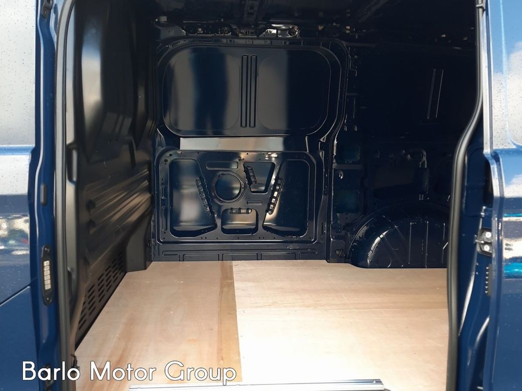 2025 Ford Transit Custom