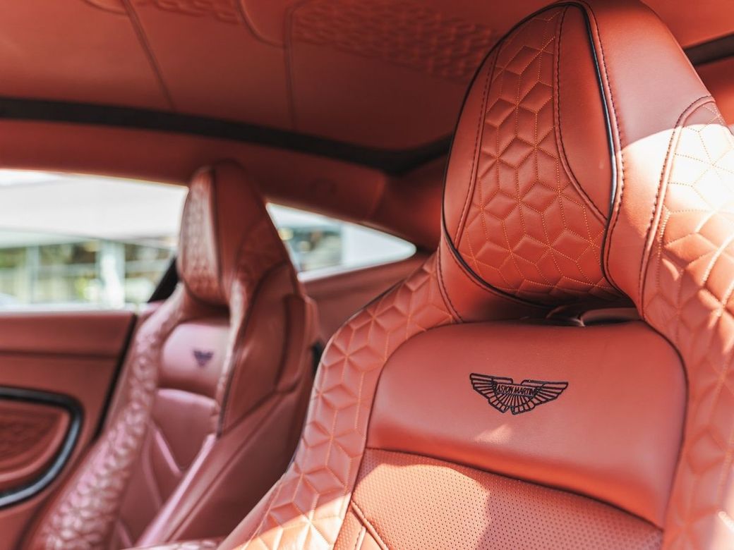 2018 Aston Martin DBS