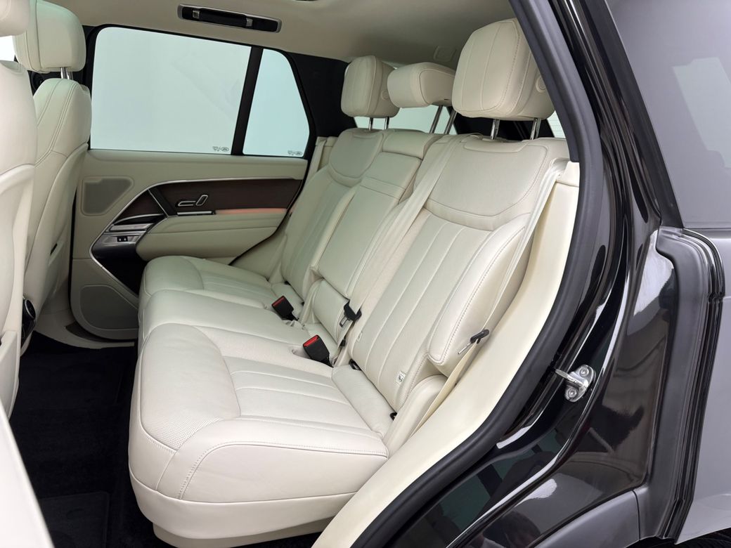 2025 Land Rover Range Rover