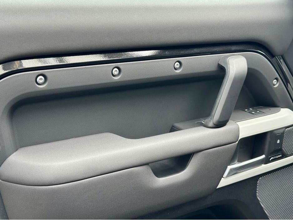 2024 Land Rover Defender