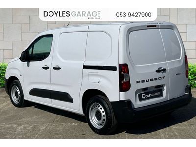 2024 Peugeot Partner