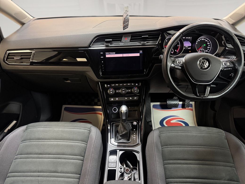 2021 Volkswagen Touran
