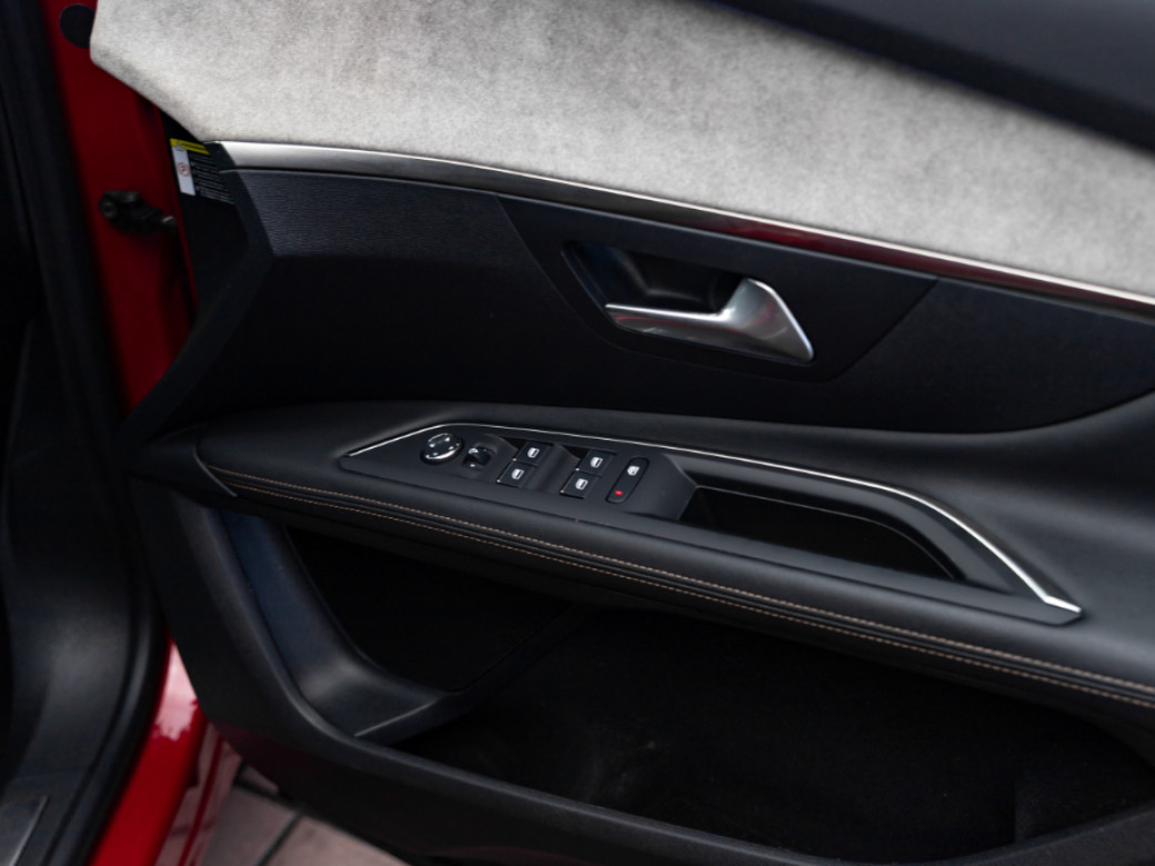 2021 Peugeot 3008