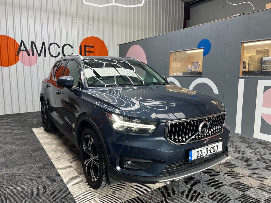 2022 Volvo XC40