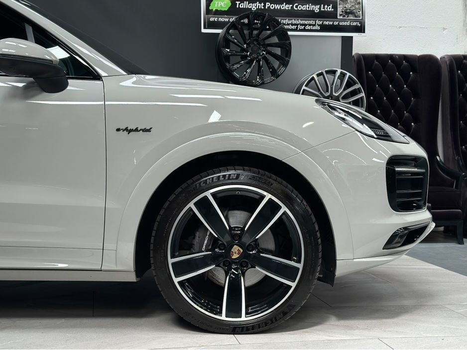 2023 Porsche Cayenne