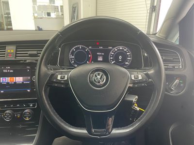2019 Volkswagen Golf