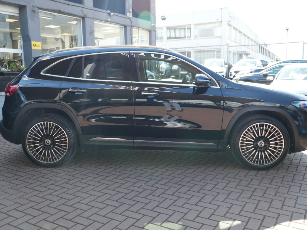2021 Mercedes-Benz EQA