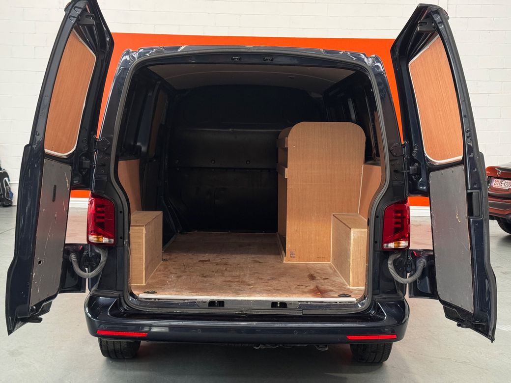 2023 Volkswagen Transporter