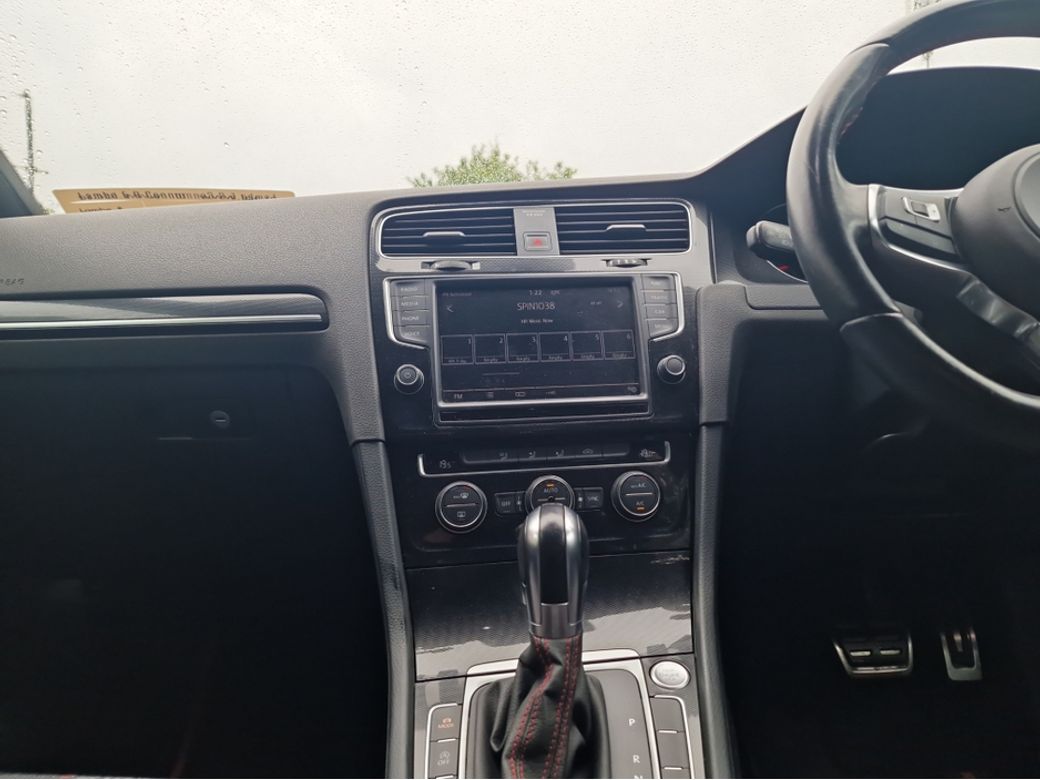 2016 Volkswagen Golf