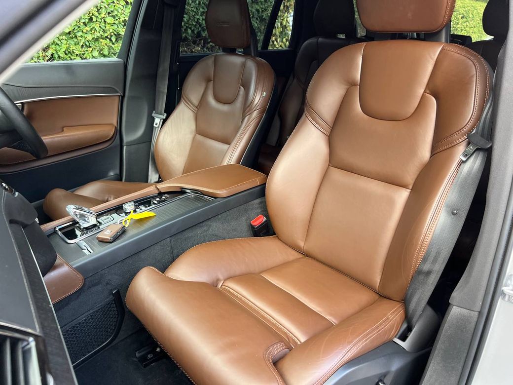 2020 Volvo XC90