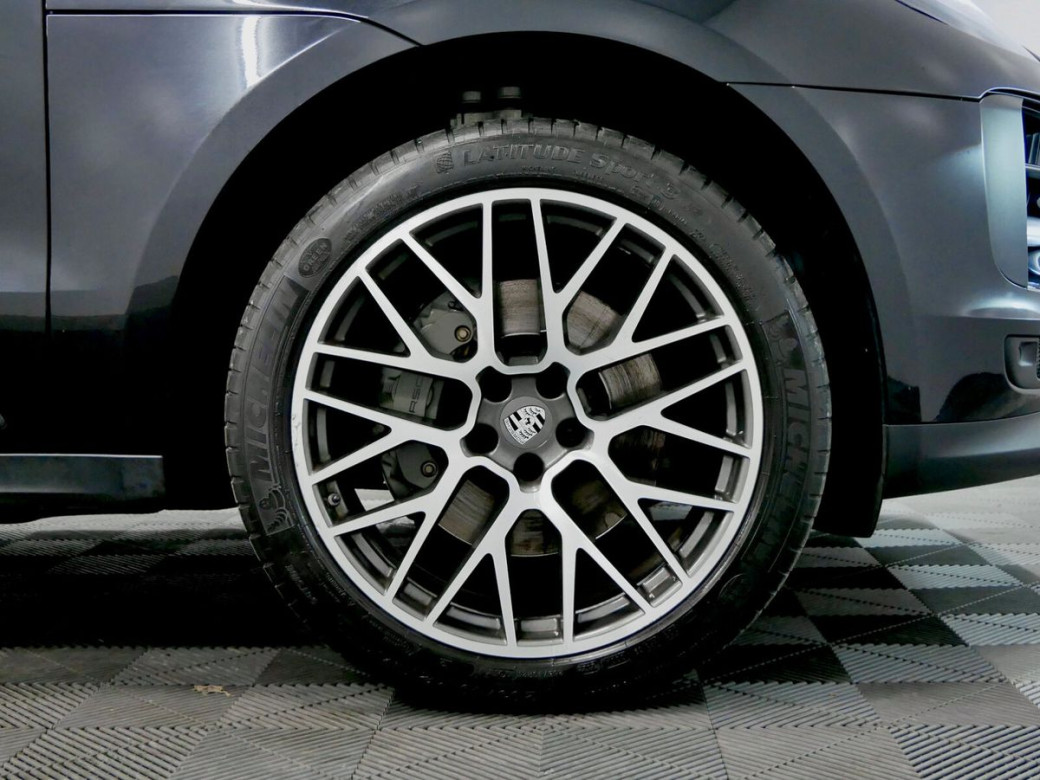 2019 Porsche Macan