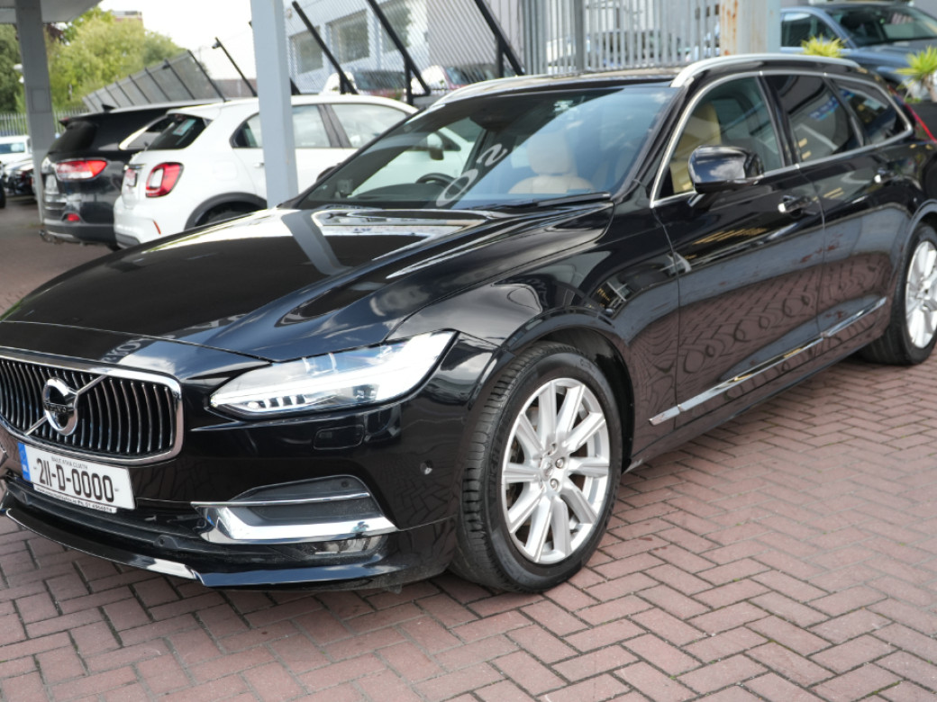 2021 Volvo V90