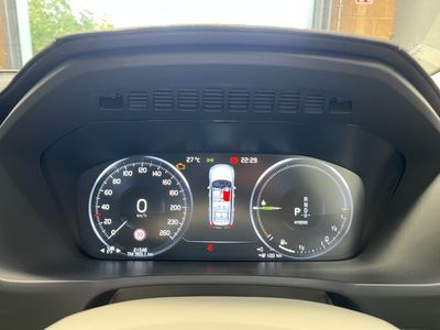 2022 Volvo XC90