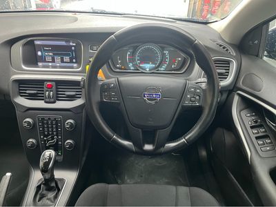 2014 Volvo V40