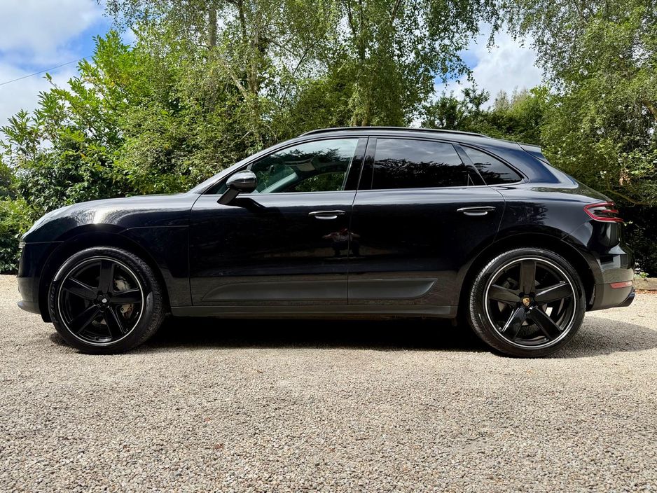2015 Porsche Macan