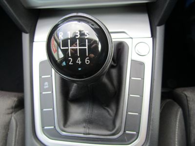 2016 Volkswagen Passat