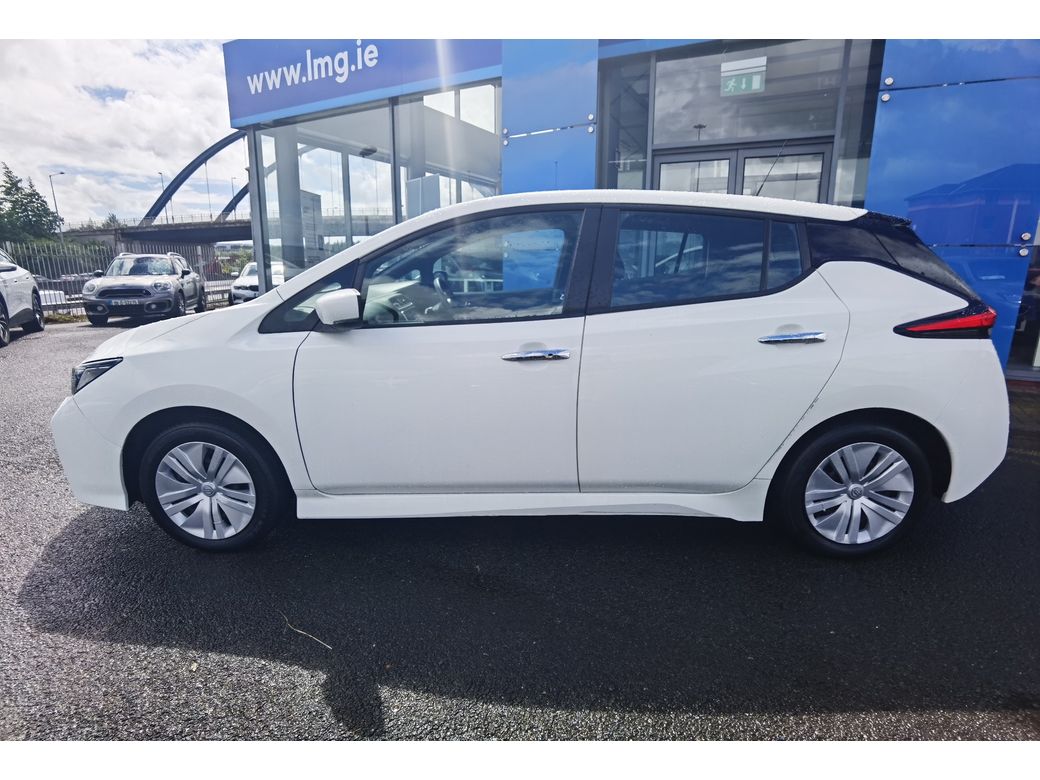 2023 Nissan Leaf