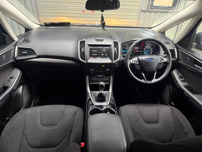 2016 Ford S-Max