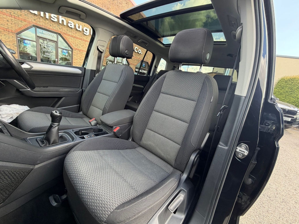 2016 Volkswagen Touran