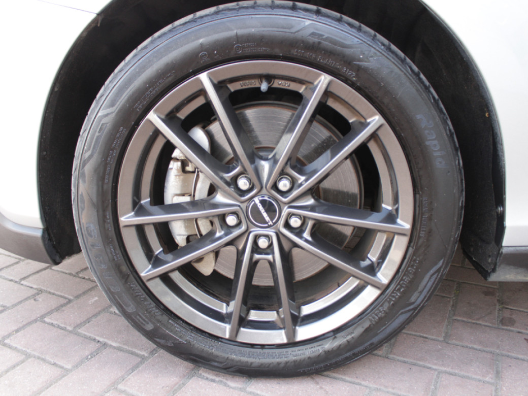 2015 Volvo V40