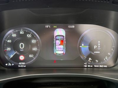 2023 Volvo XC40
