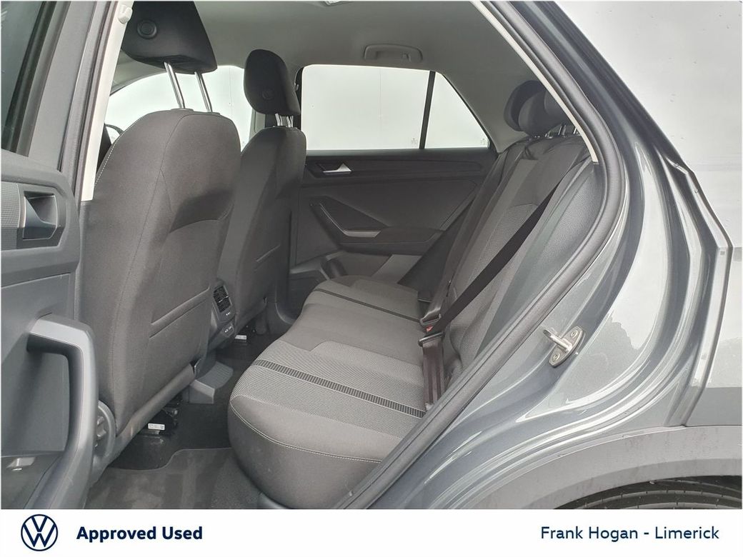 2025 Volkswagen T-Roc