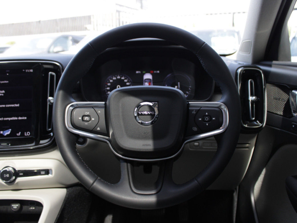 2021 Volvo XC40