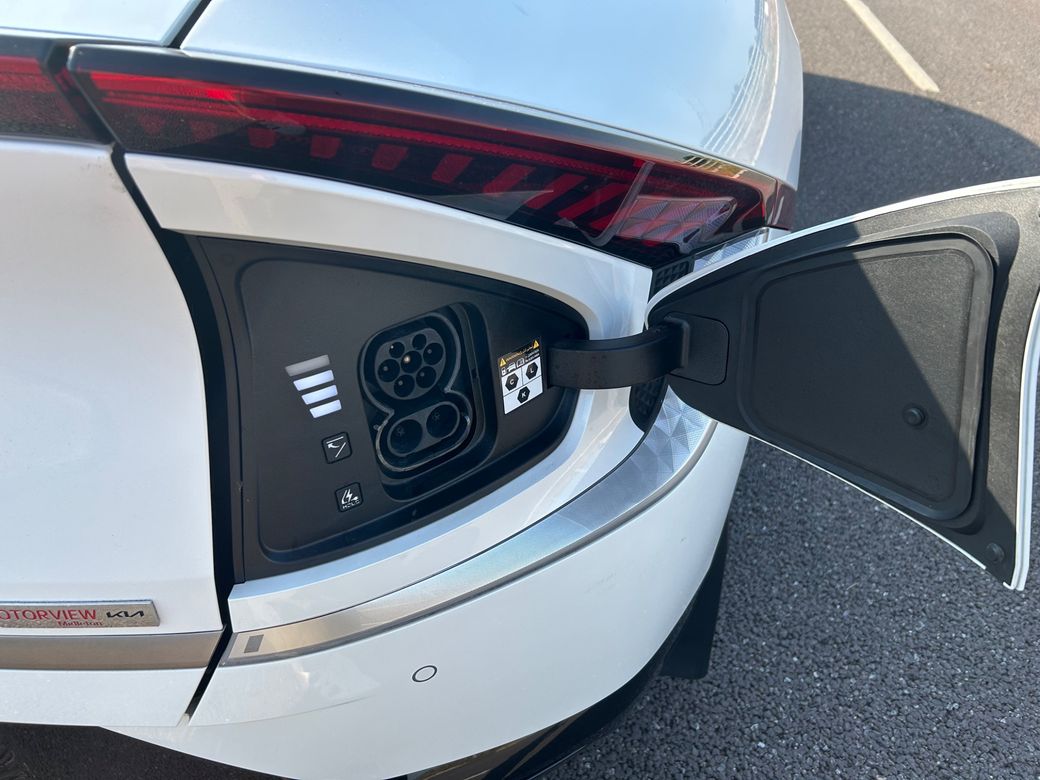 2023 Kia EV6