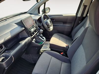 2023 Toyota Sienta