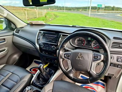 2020 Mitsubishi L200