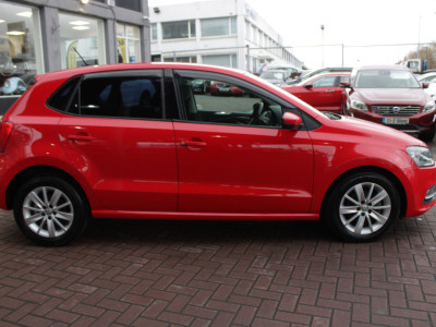 2017 Volkswagen Polo