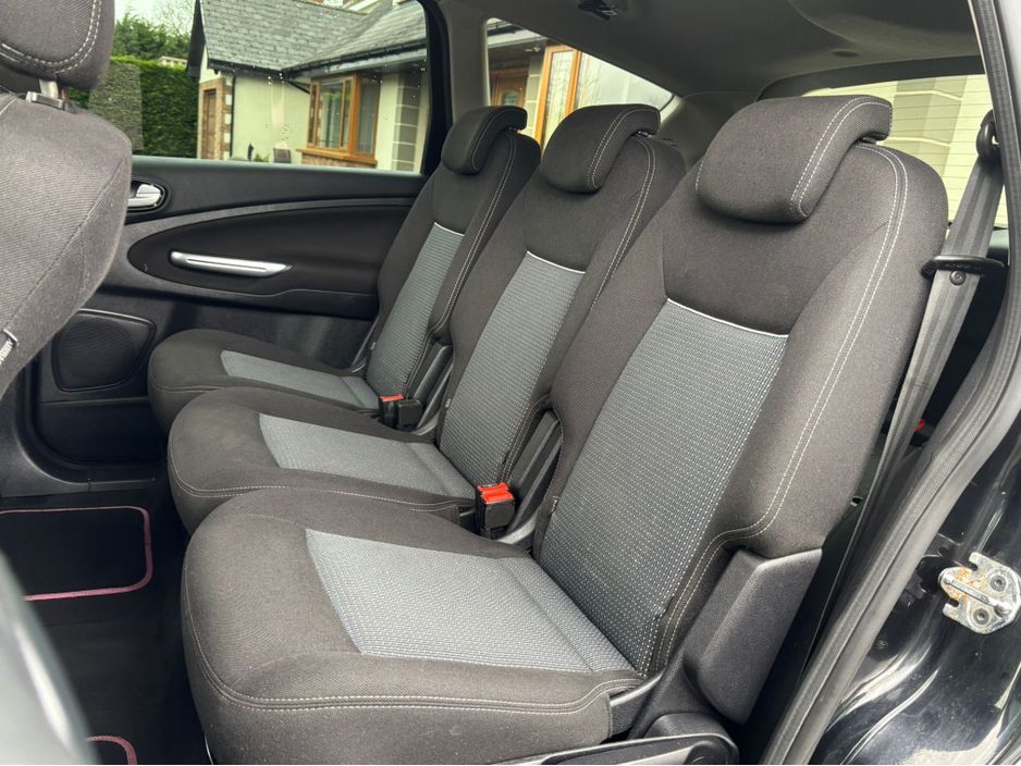 2015 Ford S-Max