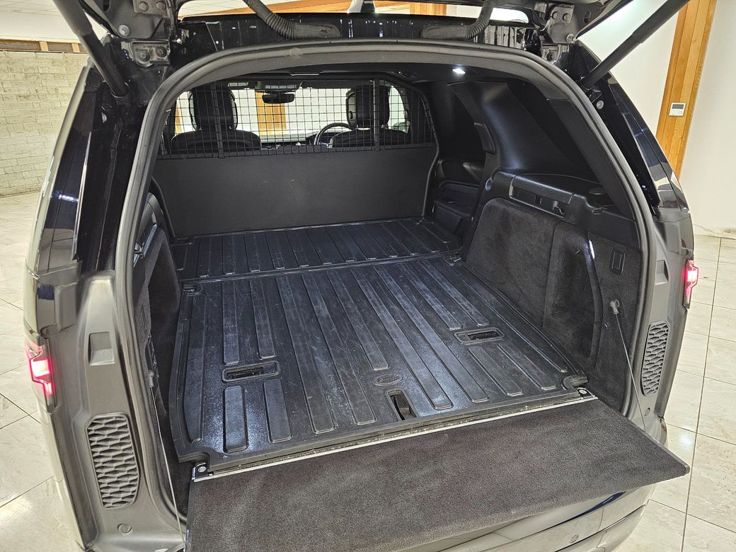 2023 Land Rover Discovery