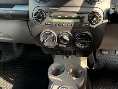 2005 Volkswagen Beetle