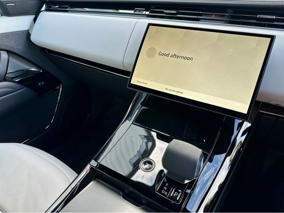 2025 Land Rover Range Rover Sport