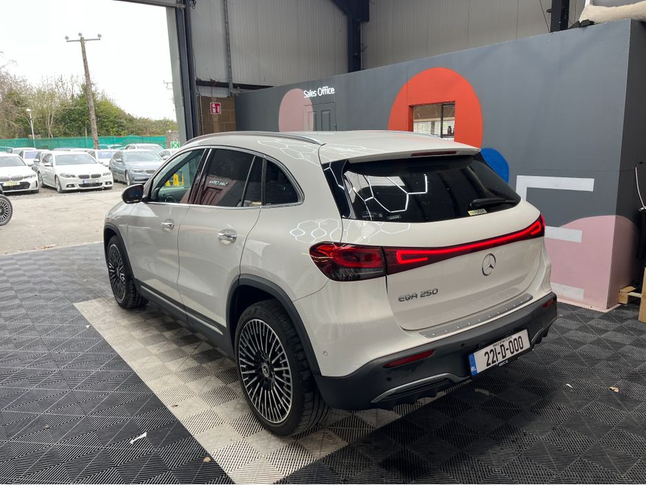 2022 Mercedes-Benz EQA