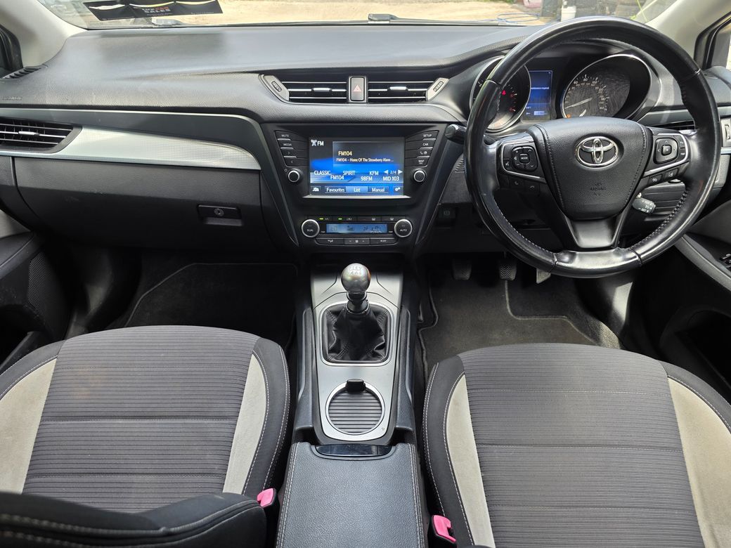2016 Toyota Avensis