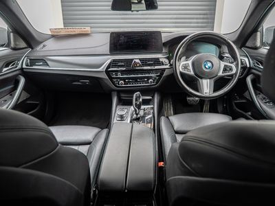 2022 BMW 5 Series