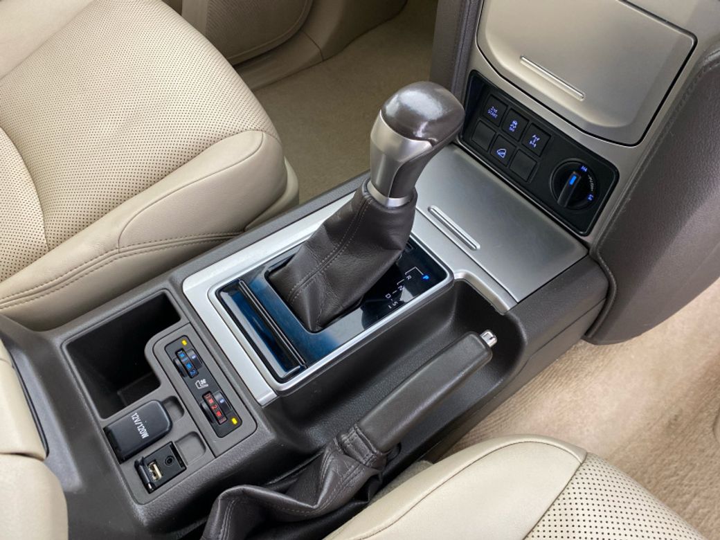 2020 Toyota Landcruiser
