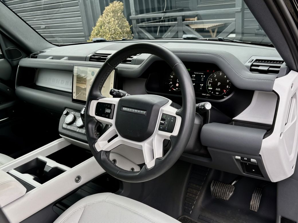 2024 Land Rover Defender