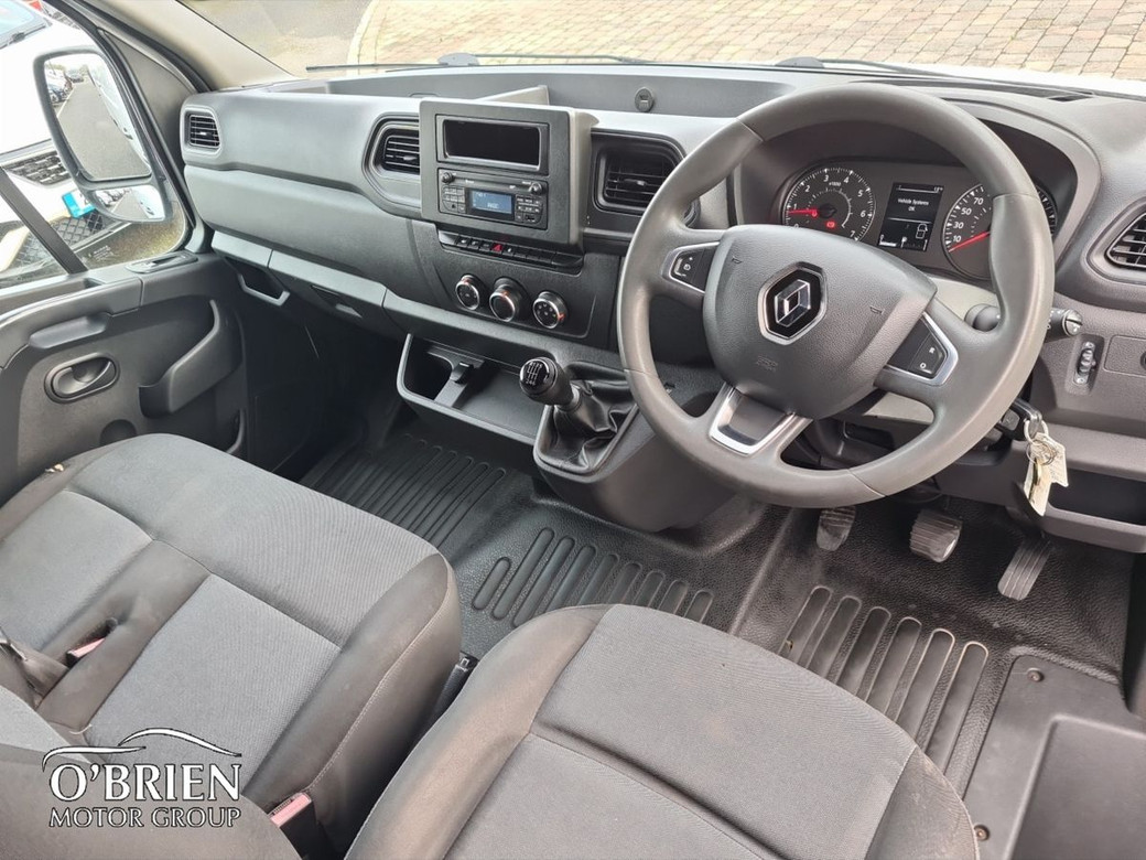 2021 Renault Master