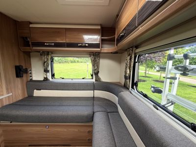 2016 BESSACARR 462 LOW PROFILE R.H.D 