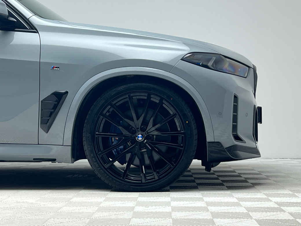 2025 BMW X5