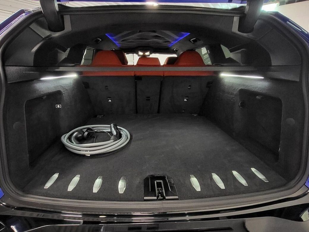 2025 BMW XM