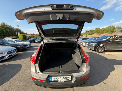 2022 Volvo XC40