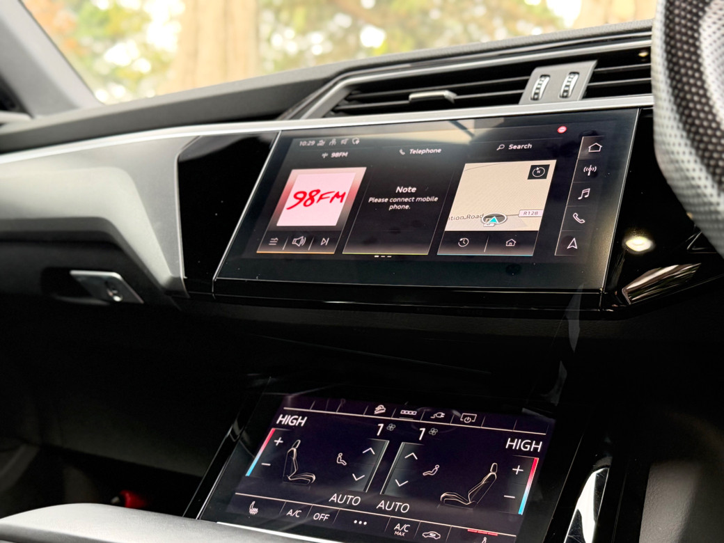 2022 Audi e-tron
