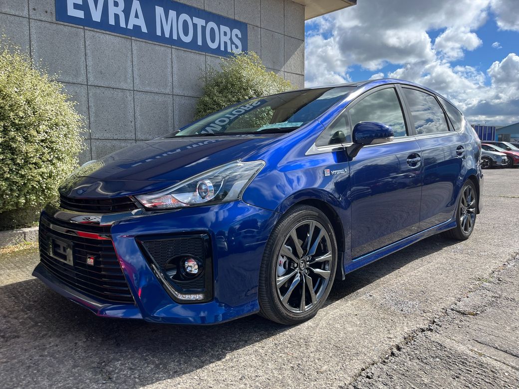 2020 Toyota Prius Alpha